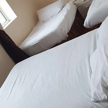 Pleasure By The Beach. Hotel