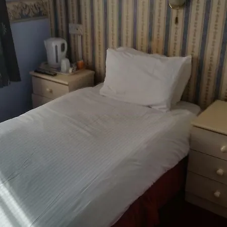 Pleasure By The Beach. Hotel