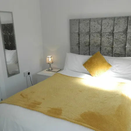 Pensión Ocean Bay 3*