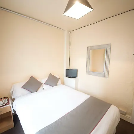 Myroomz Hollingdales