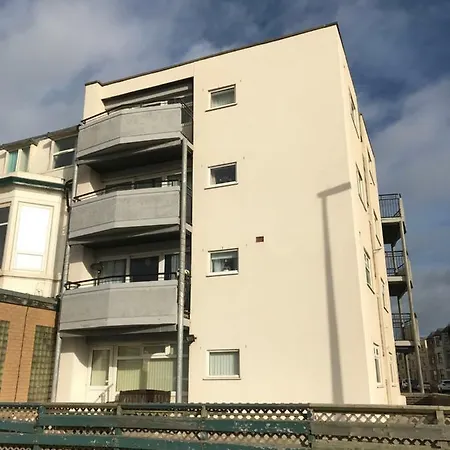 Kennedy House By Service Apartment Blackpool