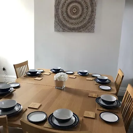 Abode - Palatine House Holiday home