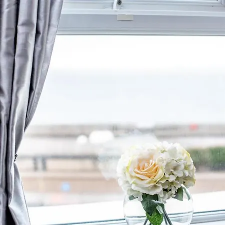 Mars Seaview By Oyo Blackpool