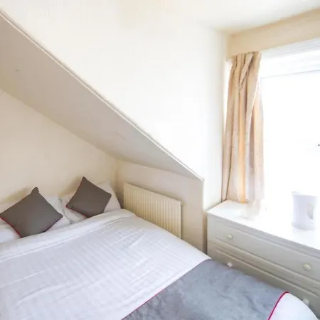 Myroomz Hollingdales Hotel Blackpool