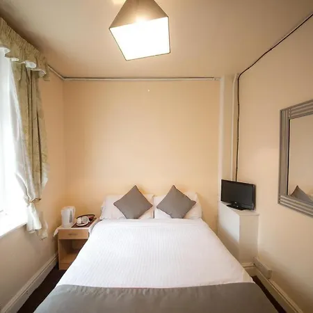 Myroomz Hollingdales