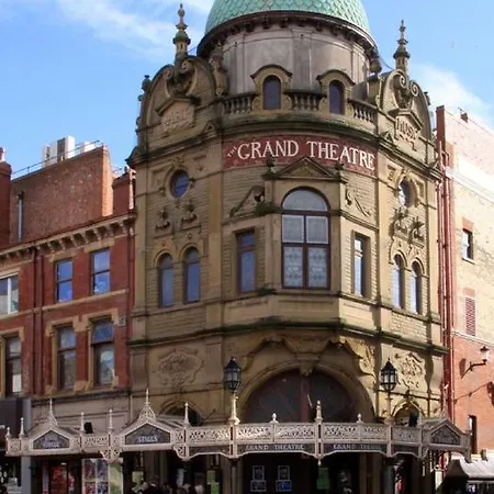 Norbreck Castle & 3* Blackpool