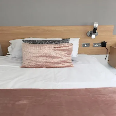 The Beaucliffe Bed & Breakfast