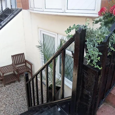 Novello 3* Blackpool