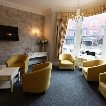 The Carlton 3* Blackpool