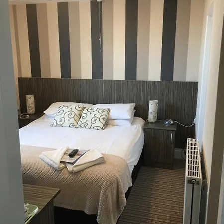 Glenheath Guest house Blackpool