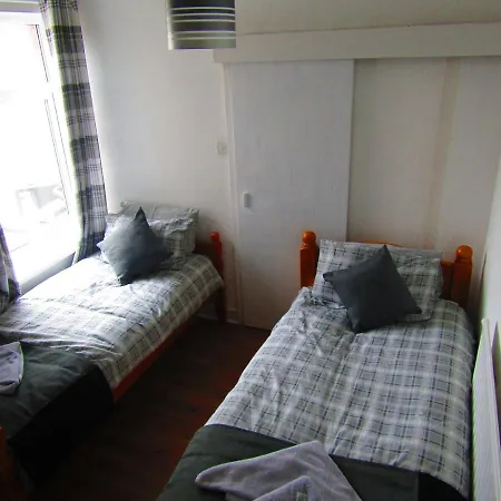 Alderley 3* Blackpool