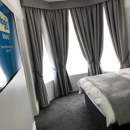Nocleg ze śniadaniem Chadberry House 3*