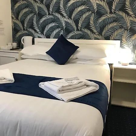 Bed & Breakfast The Feathers Blackpool