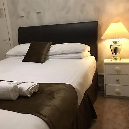 The Feathers Bed & Breakfast Blackpool