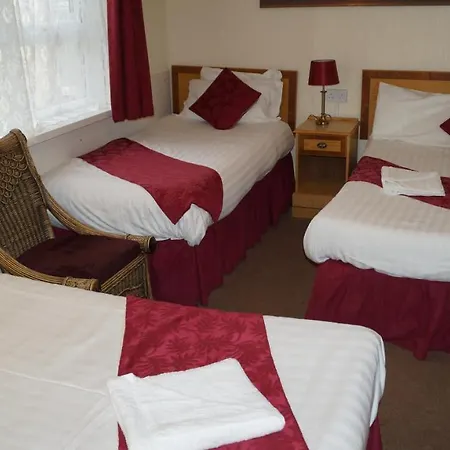 Gainsborough And Bar 3*