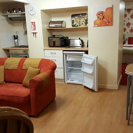 Norwyn Court Apartment