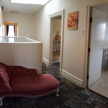 Norwyn Court Apartment