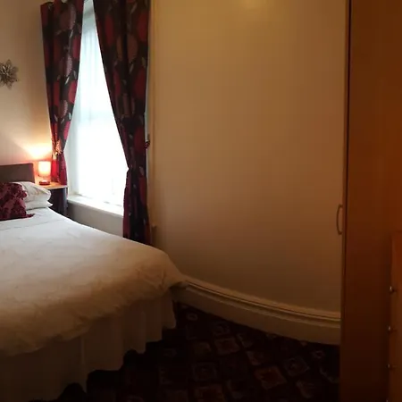 Norwyn Court Apartment *