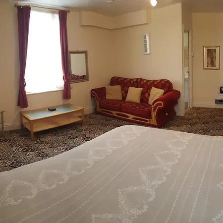 Apartment Norwyn Court