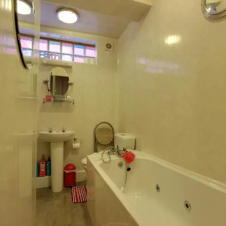 Mayfair Oda ve Kahvaltı