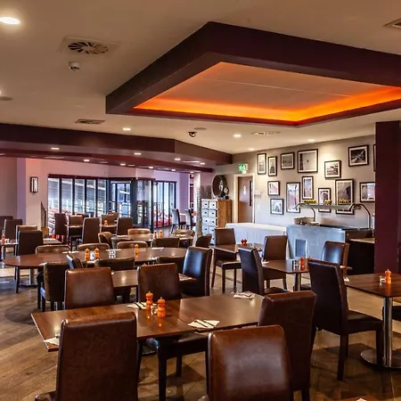 Football Club Stadium Hotel, A Member Of Radisson Individuals 酒店