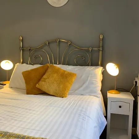 Hotel No2 Wilton Parade Blackpool