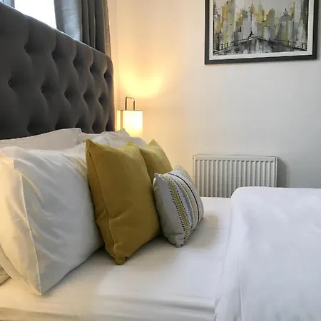 Chadberry House Bed & Breakfast