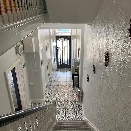 No2 Wilton Parade *