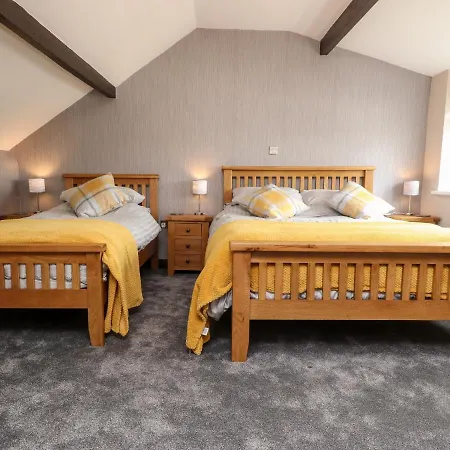 Mayfield Holiday home *