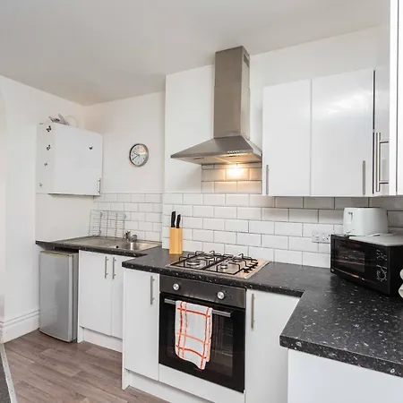 Apartment Cherry Property - Orange Blackpool