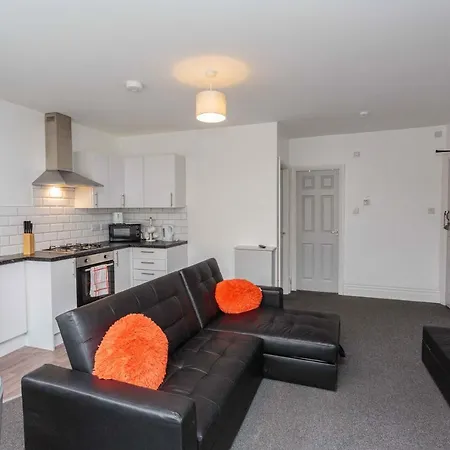 Cherry Property - Orange Apartment