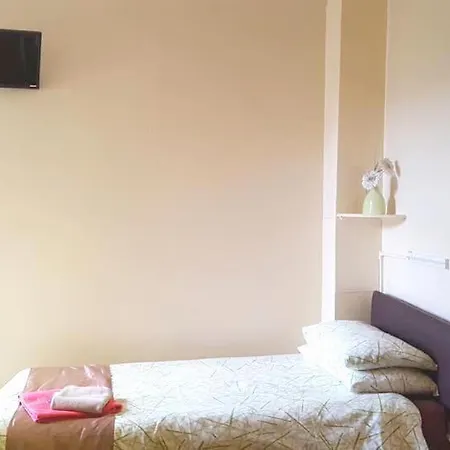 Tudor Rose Otel