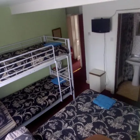 Myroomz Golden Hotell