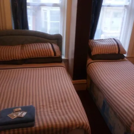 Myroomz Golden *