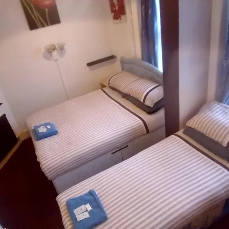 Myroomz Golden *