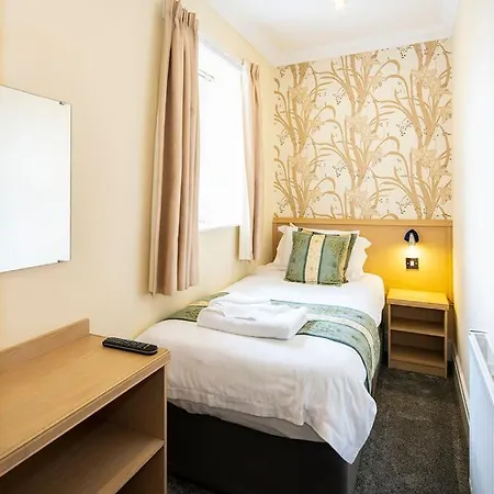 Apartment Burbage Holiday 3 *