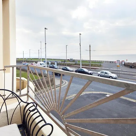 Queens Mansions: Elizabeth * Blackpool