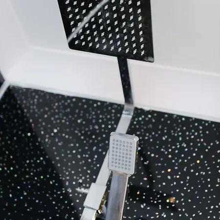 Bridle Apartament *