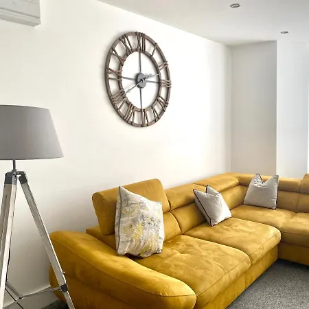Apartment Winter Gardens Service By Balckpool Service *