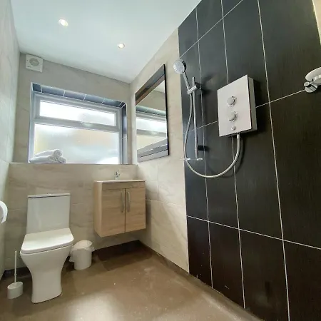 Kensington Sasco Apartment