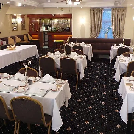 Guest house Gleneagles - Road Blackpool