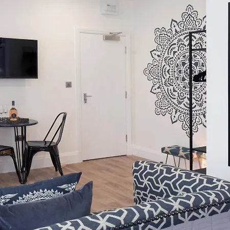 Blackbird Luxury 9 Apartment *