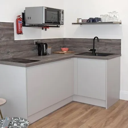 Blackbird Luxury 9 Apartment