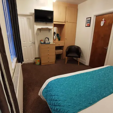 The Quorn 3*
