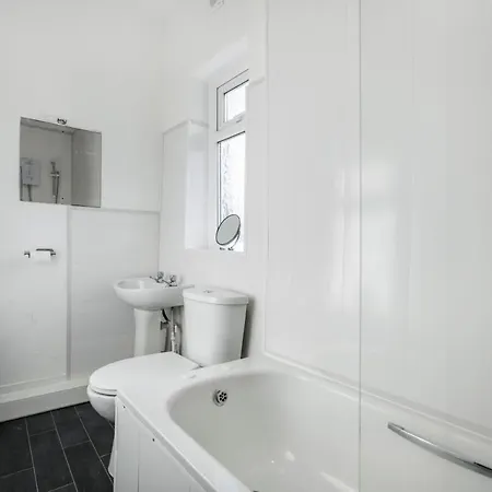 Apartment Staycation By Sasco *