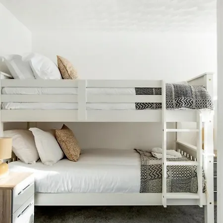 Apartment Staycation By Sasco *