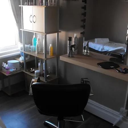 Manchester House Bed & Breakfast Blackpool