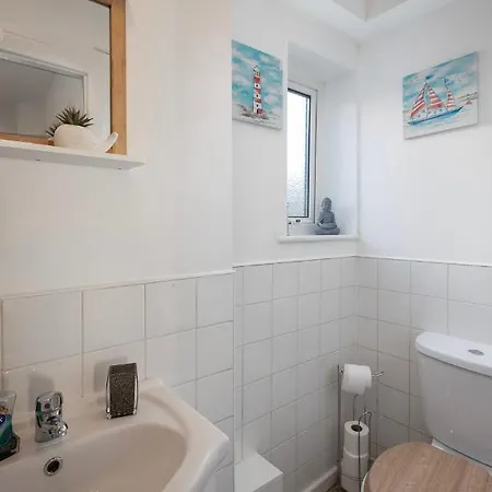 Apartment 2 Bedroom At , Top Notch Serviced , Free Wifi