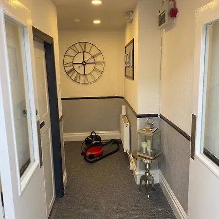 The Honley Hotel 3*