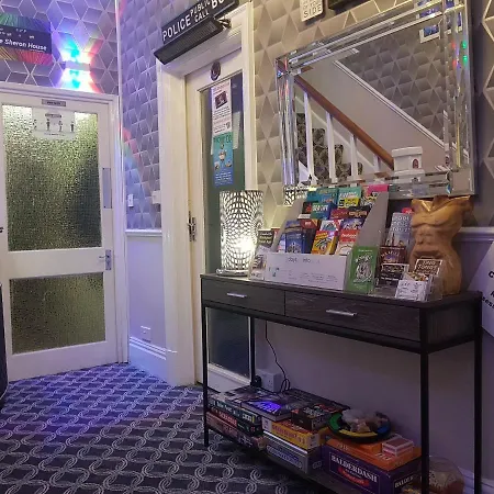 A&p At The Sheron House Гостевой дом 4*